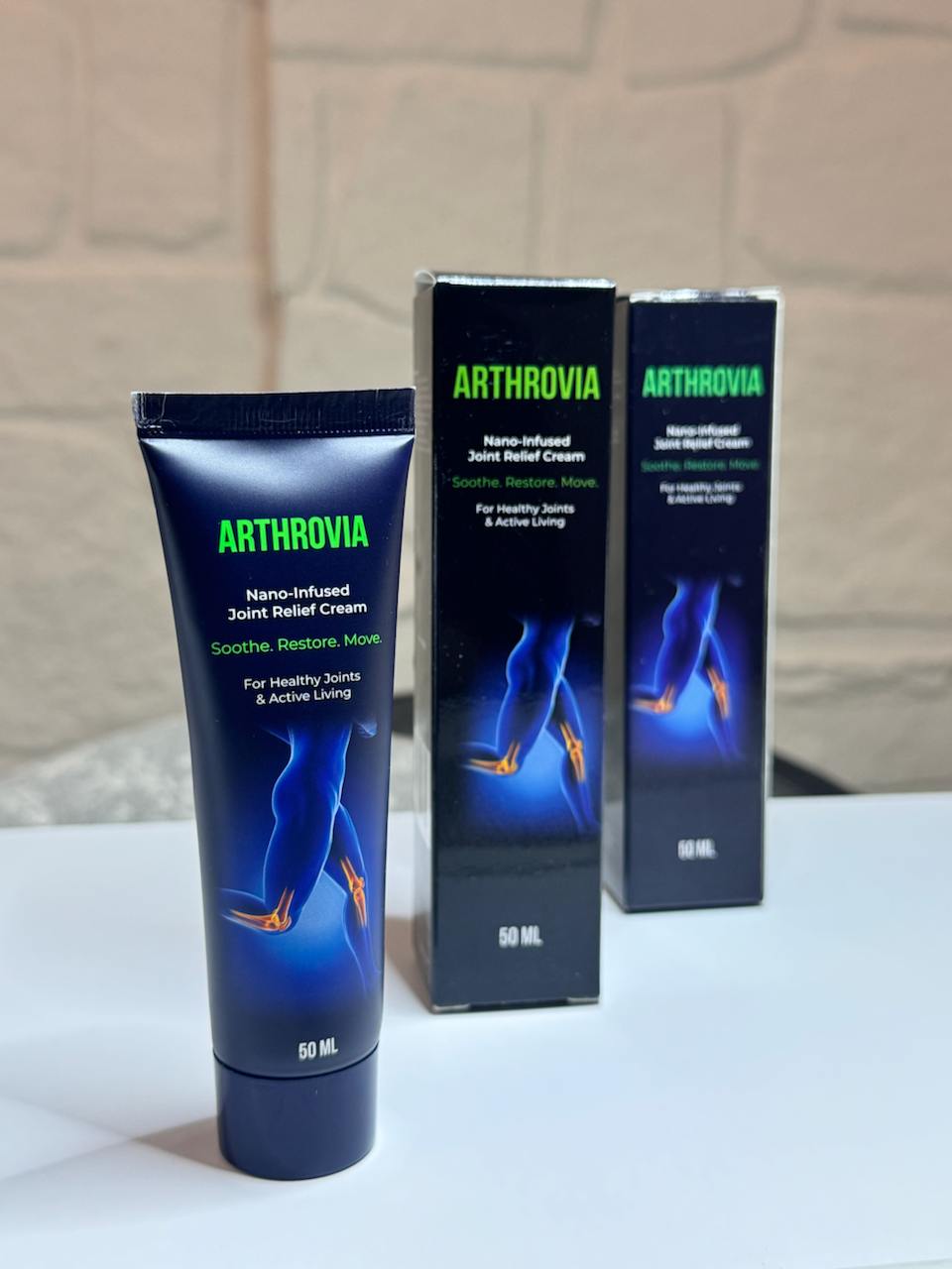Arthrovia — box and tube